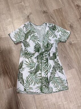 White & Green Tropical Leaf swim cover up size 10/11 kids